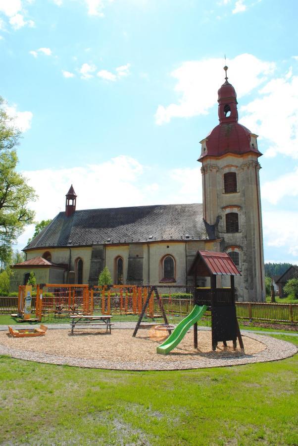 Penzion Na Fare Dubenec Kültér fotó